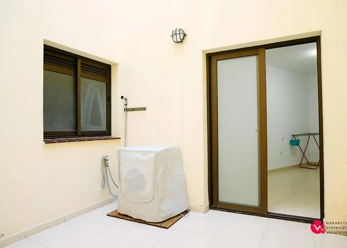 Media Noche Apartment *